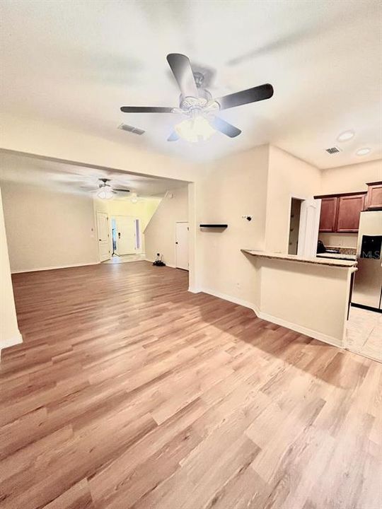 Active With Contract: $2,250 (3 beds, 2 baths, 1643 Square Feet)