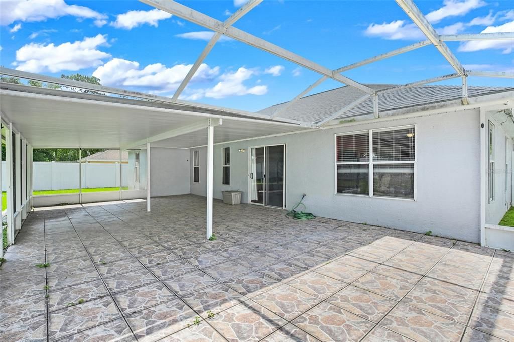 For Sale: $375,000 (3 beds, 2 baths, 1596 Square Feet)