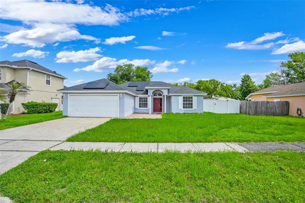 For Sale: $375,000 (3 beds, 2 baths, 1596 Square Feet)