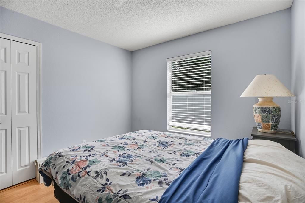 For Sale: $375,000 (3 beds, 2 baths, 1596 Square Feet)