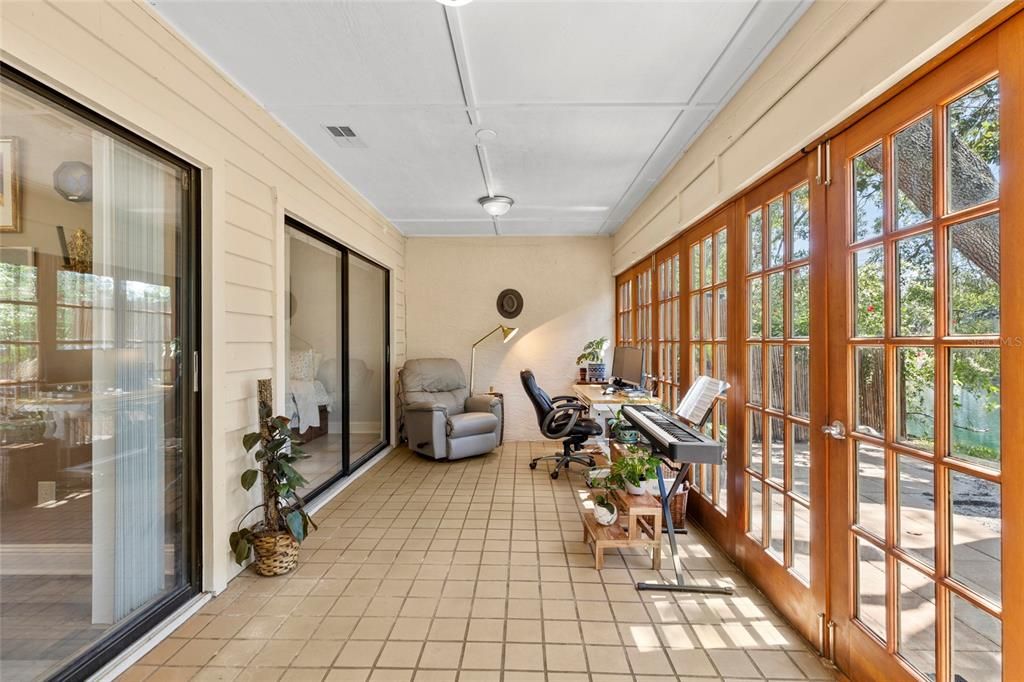 For Sale: $350,000 (3 beds, 2 baths, 1647 Square Feet)