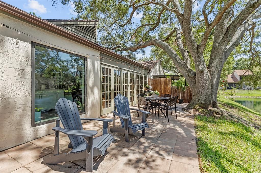 For Sale: $350,000 (3 beds, 2 baths, 1647 Square Feet)
