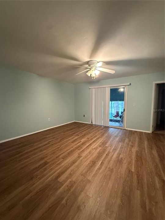 For Rent: $1,600 (4 beds, 2 baths, 1638 Square Feet)