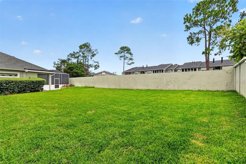 For Sale: $319,900 (3 beds, 2 baths, 1605 Square Feet)