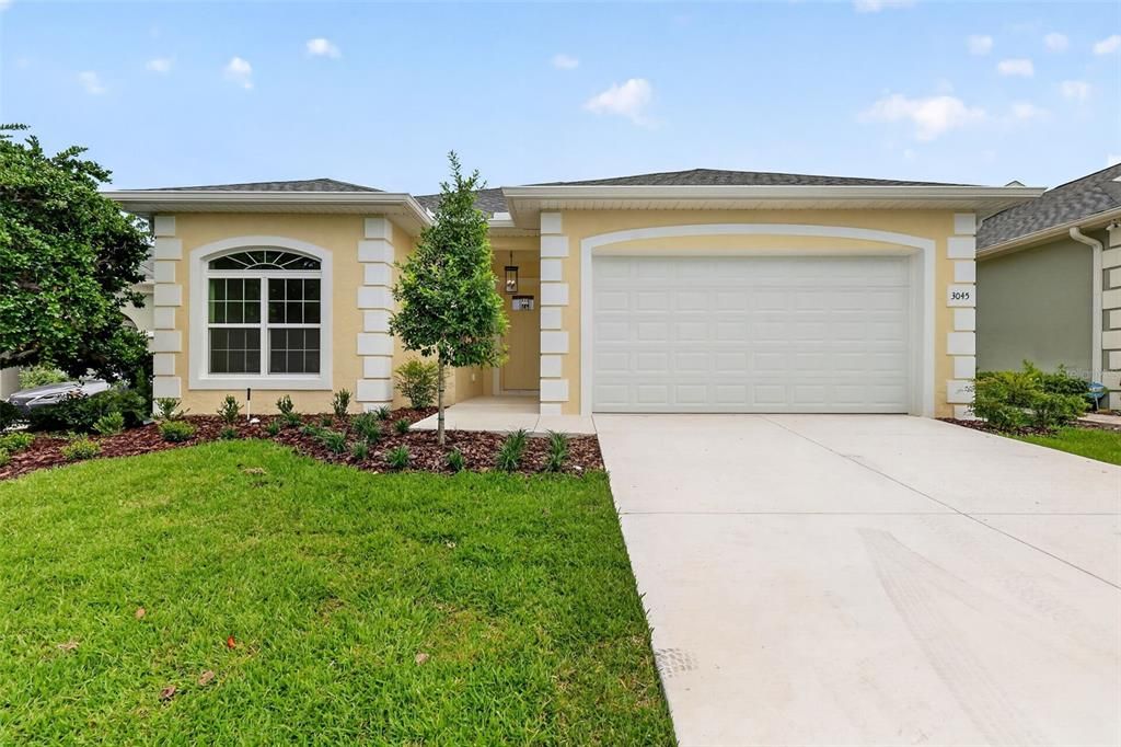 For Sale: $319,900 (3 beds, 2 baths, 1605 Square Feet)