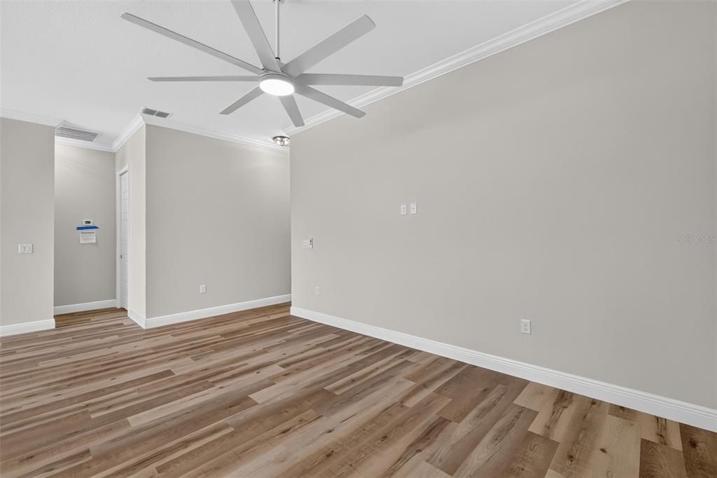 For Sale: $319,900 (3 beds, 2 baths, 1605 Square Feet)