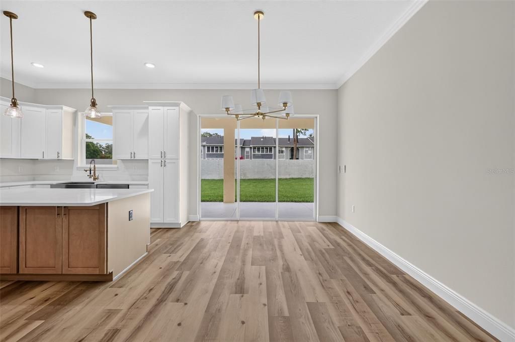 For Sale: $319,900 (3 beds, 2 baths, 1605 Square Feet)