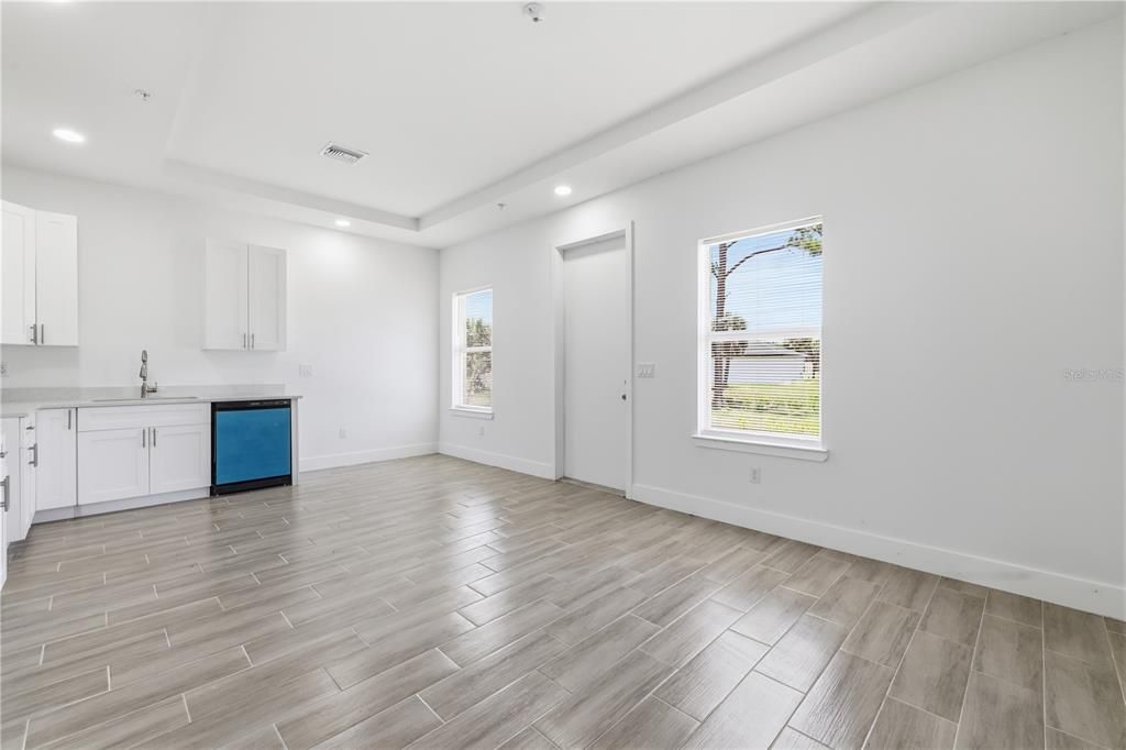 For Sale: $799,000 (0 beds, 0 baths, 1050 Square Feet)