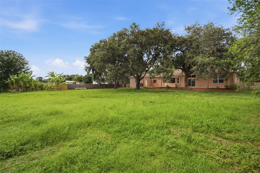 For Sale: $679,000 (3 beds, 2 baths, 2404 Square Feet)