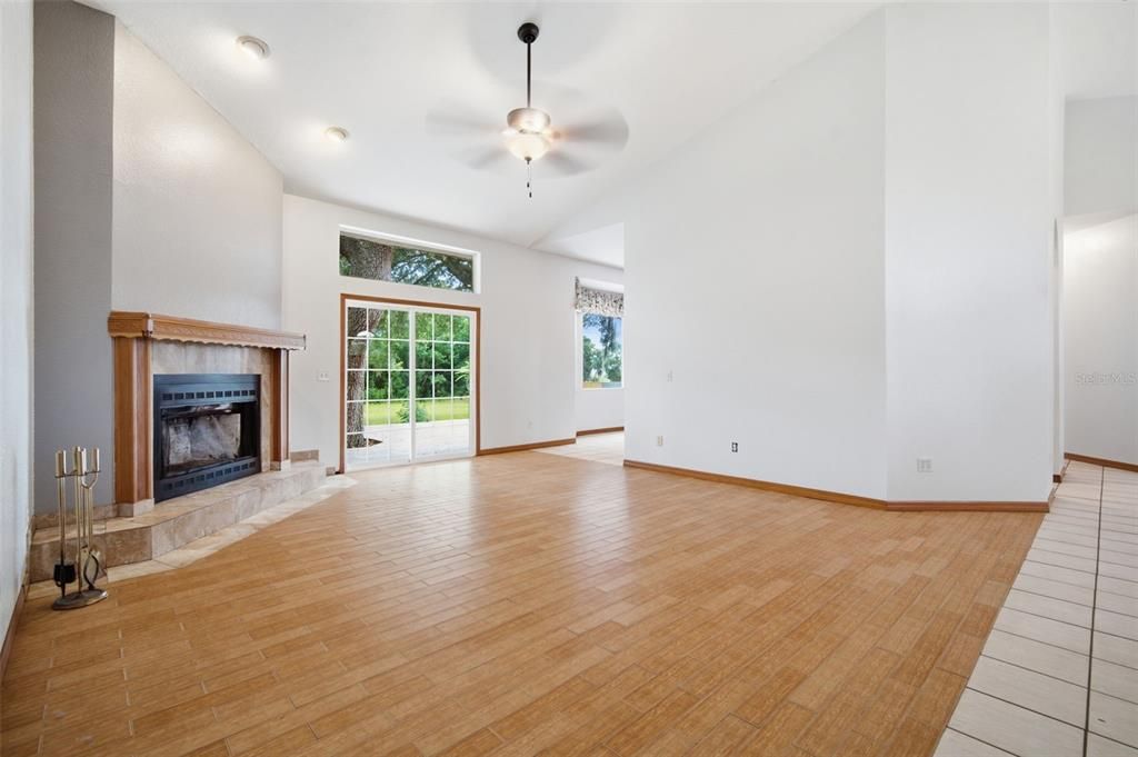 For Sale: $679,000 (3 beds, 2 baths, 2404 Square Feet)