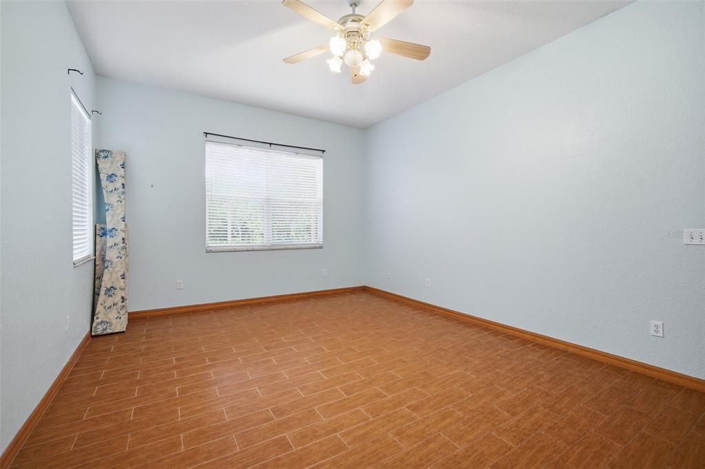 For Sale: $679,000 (3 beds, 2 baths, 2404 Square Feet)