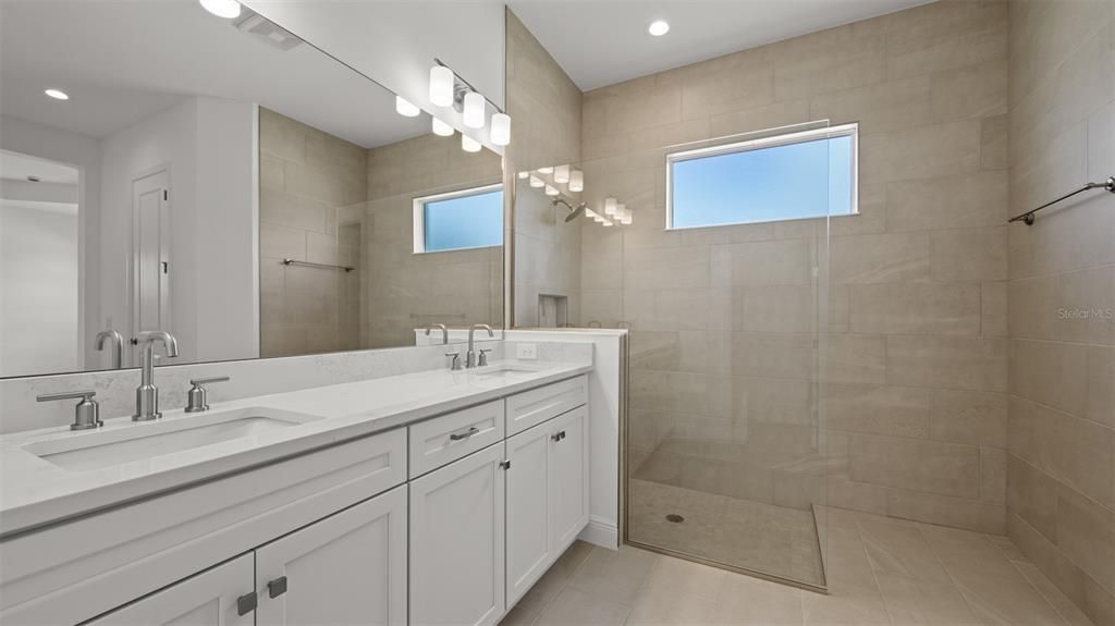 For Sale: $589,000 (3 beds, 2 baths, 2427 Square Feet)