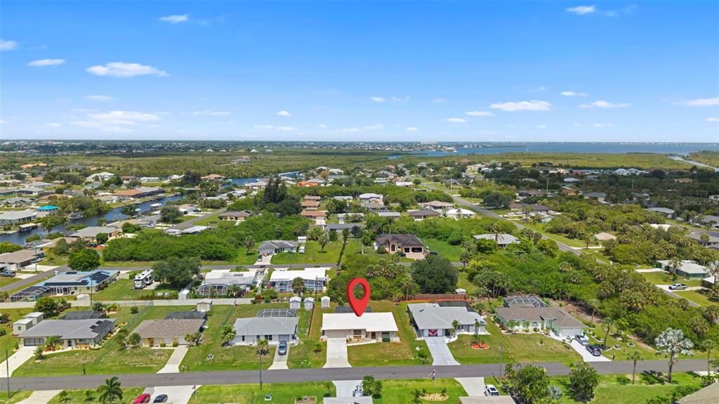 En Venta: $284,000 (2 camas, 3 baños, 1102 Pies cuadrados)