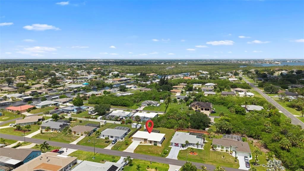 En Venta: $284,000 (2 camas, 3 baños, 1102 Pies cuadrados)