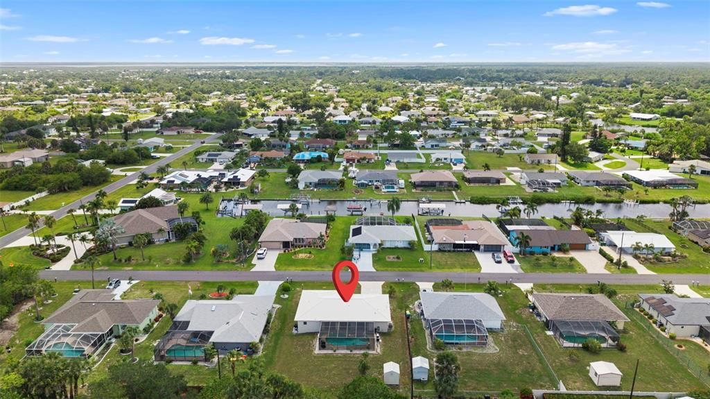 En Venta: $284,000 (2 camas, 3 baños, 1102 Pies cuadrados)