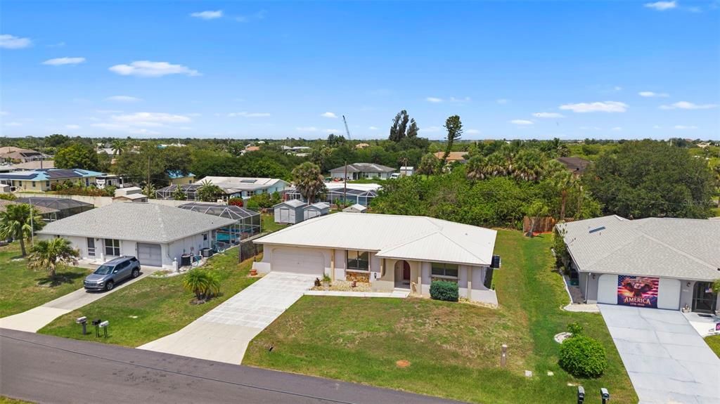 En Venta: $284,000 (2 camas, 3 baños, 1102 Pies cuadrados)