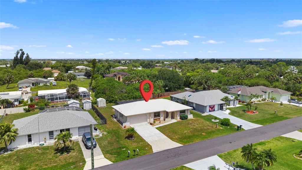 En Venta: $284,000 (2 camas, 3 baños, 1102 Pies cuadrados)