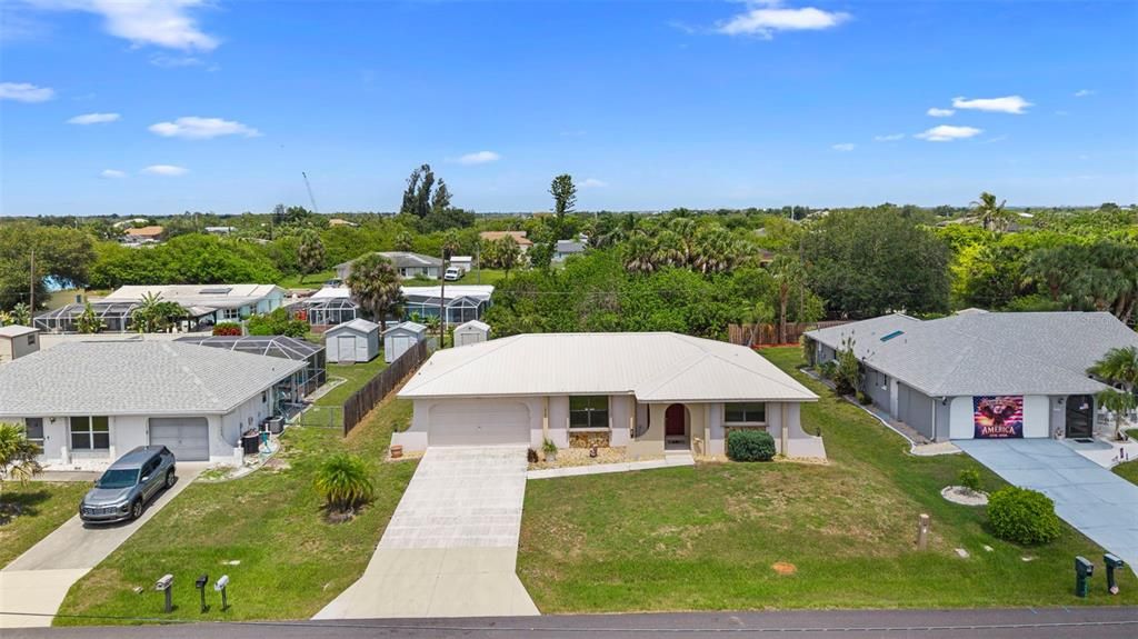 En Venta: $284,000 (2 camas, 3 baños, 1102 Pies cuadrados)