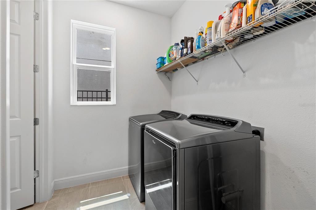 For Sale: $519,000 (5 beds, 3 baths, 2626 Square Feet)