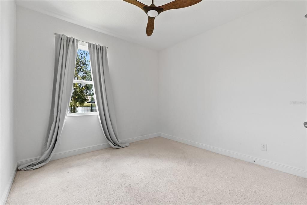 For Sale: $519,000 (5 beds, 3 baths, 2626 Square Feet)