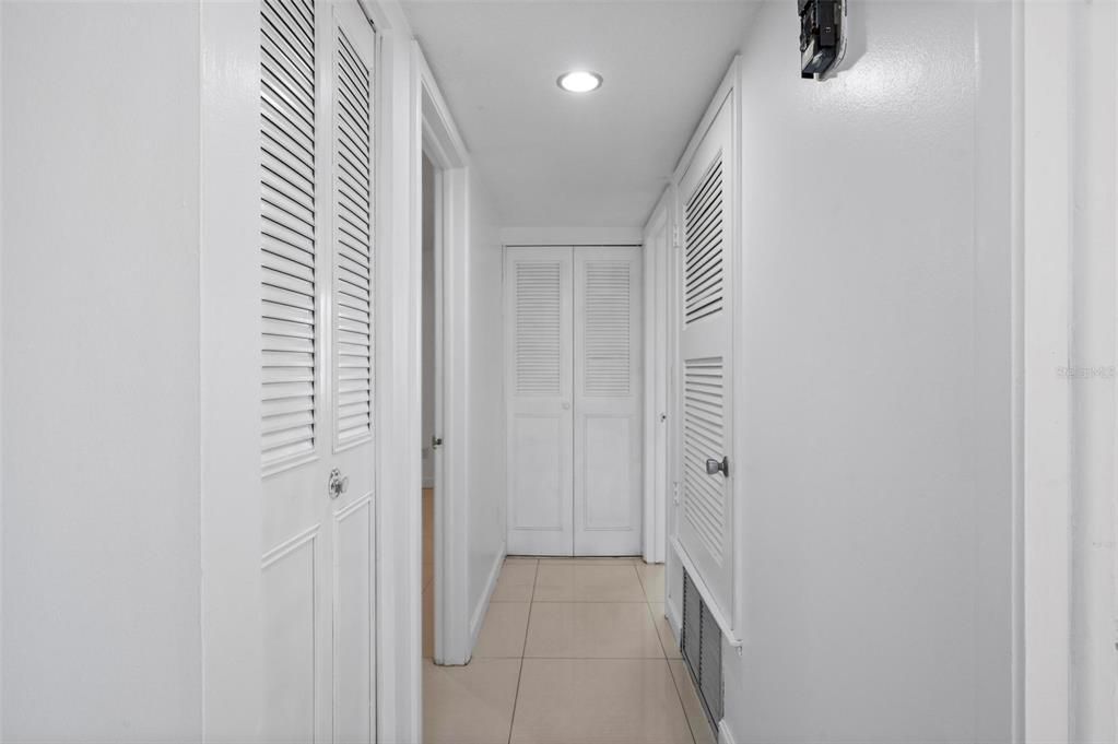 En Venta: $224,995 (2 camas, 2 baños, 1268 Pies cuadrados)