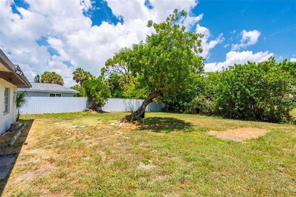 En Venta: $224,995 (2 camas, 2 baños, 1268 Pies cuadrados)