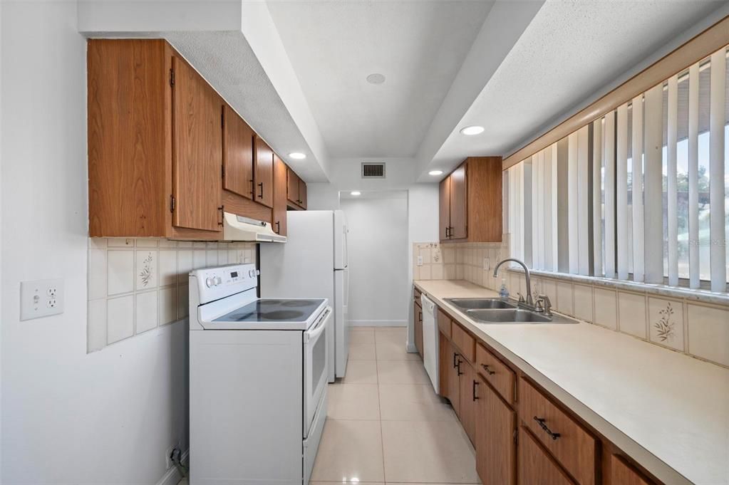 En Venta: $224,995 (2 camas, 2 baños, 1268 Pies cuadrados)