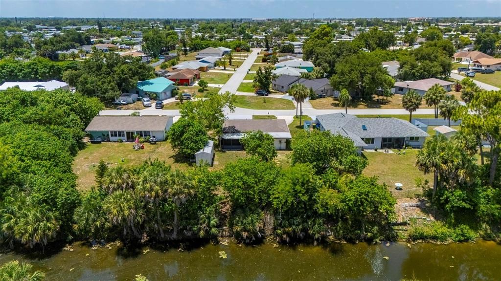 En Venta: $224,995 (2 camas, 2 baños, 1268 Pies cuadrados)