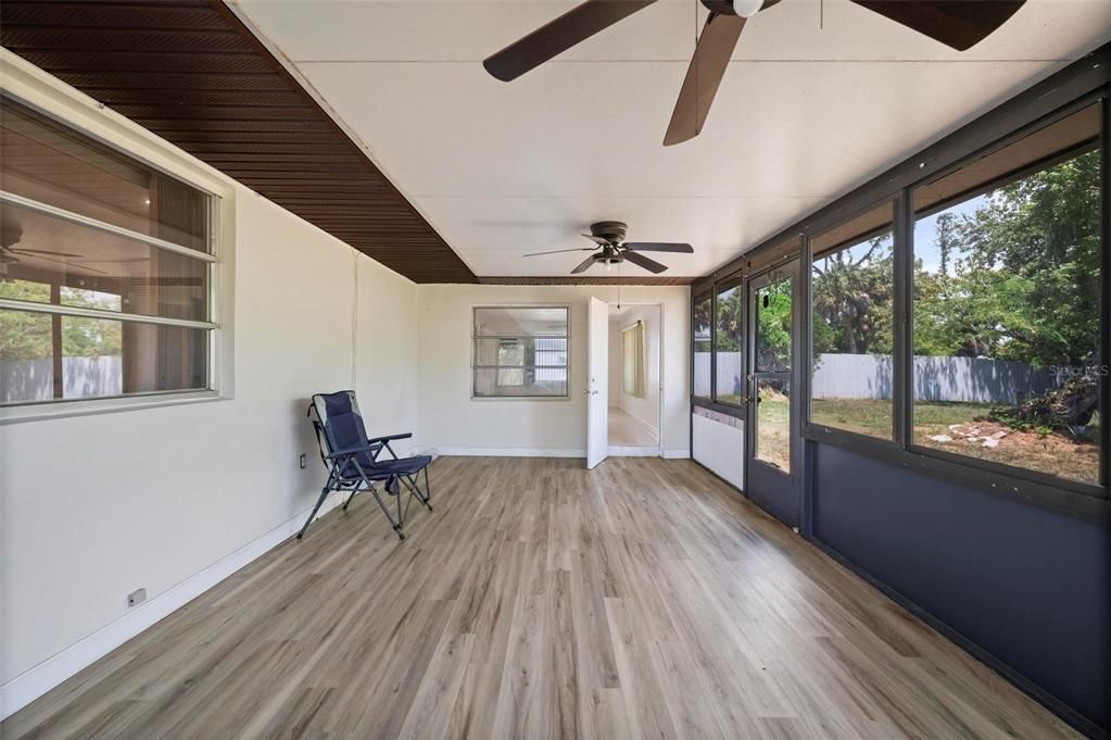 En Venta: $224,995 (2 camas, 2 baños, 1268 Pies cuadrados)