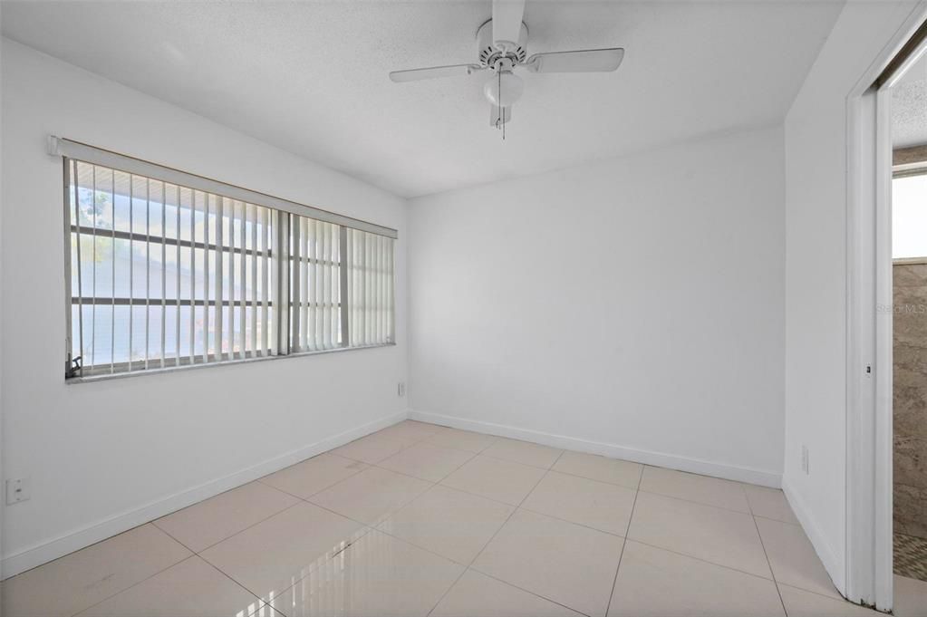 En Venta: $224,995 (2 camas, 2 baños, 1268 Pies cuadrados)