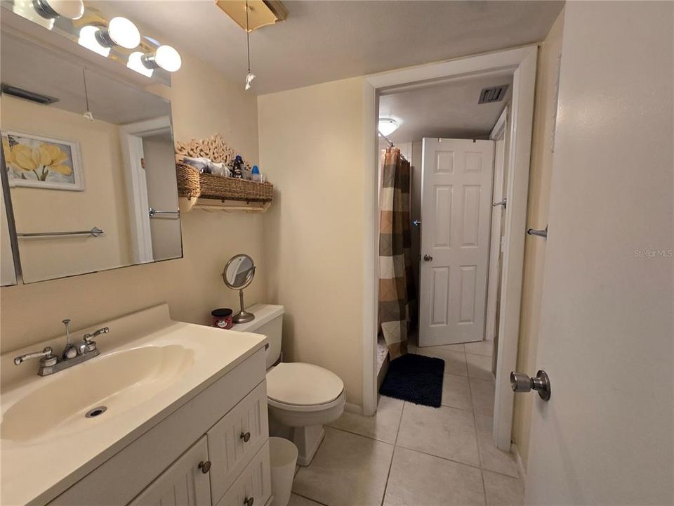 For Sale: $132,000 (2 beds, 1 baths, 1054 Square Feet)