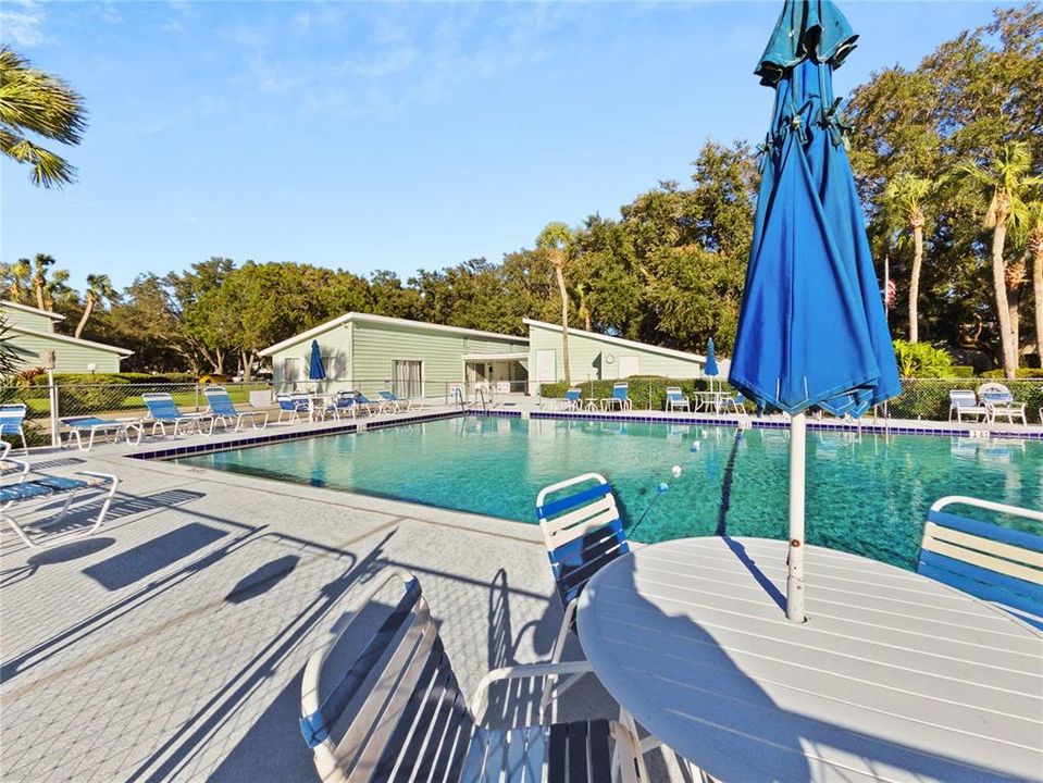 For Sale: $132,000 (2 beds, 1 baths, 1054 Square Feet)