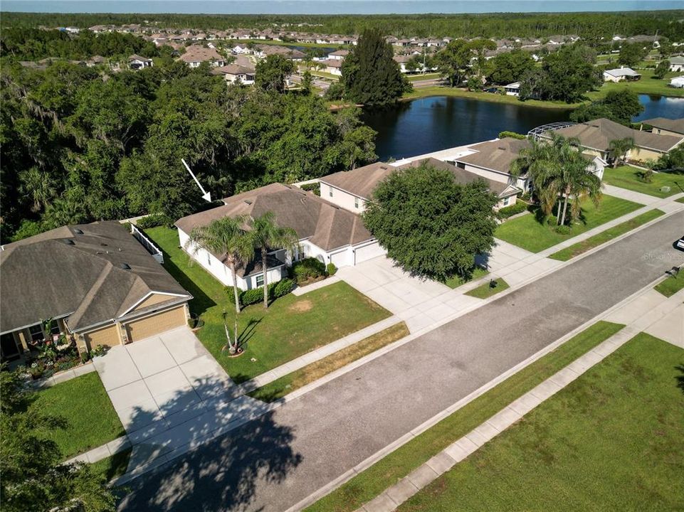 For Sale: $539,000 (4 beds, 2 baths, 2492 Square Feet)