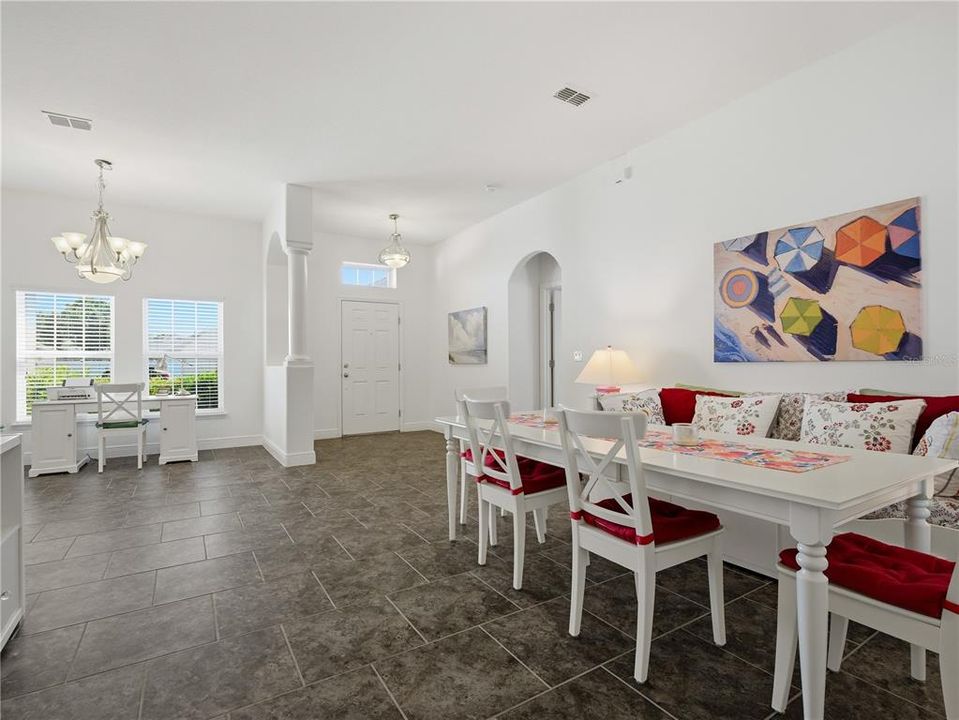For Sale: $539,000 (4 beds, 2 baths, 2492 Square Feet)
