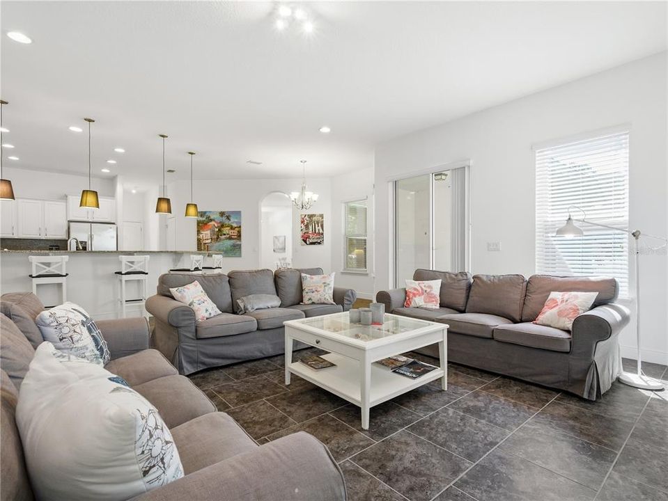 For Sale: $539,000 (4 beds, 2 baths, 2492 Square Feet)