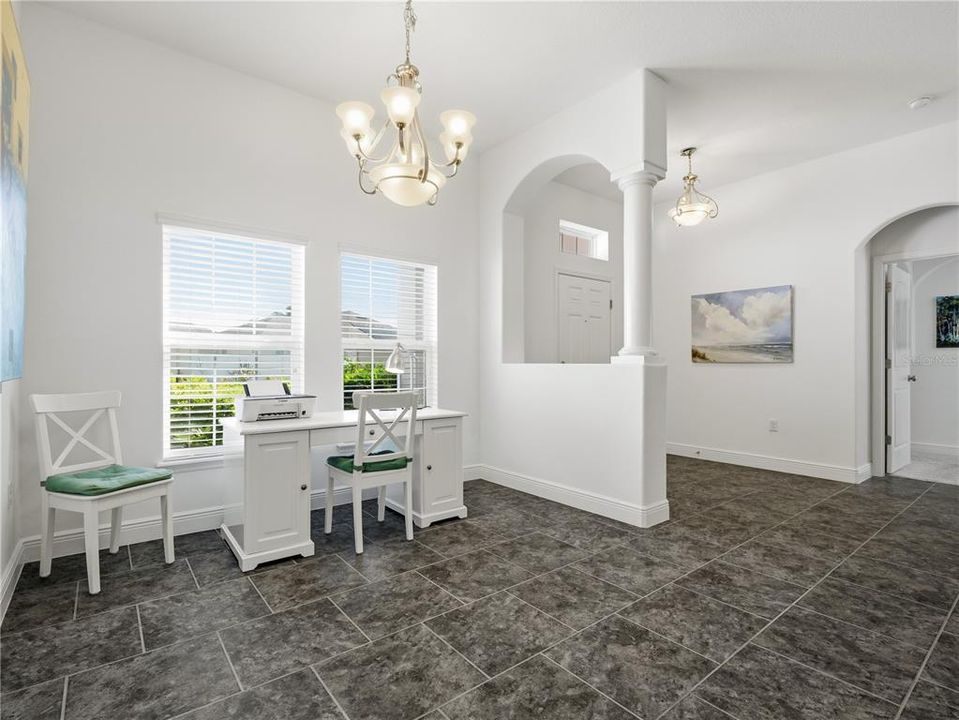 For Sale: $539,000 (4 beds, 2 baths, 2492 Square Feet)