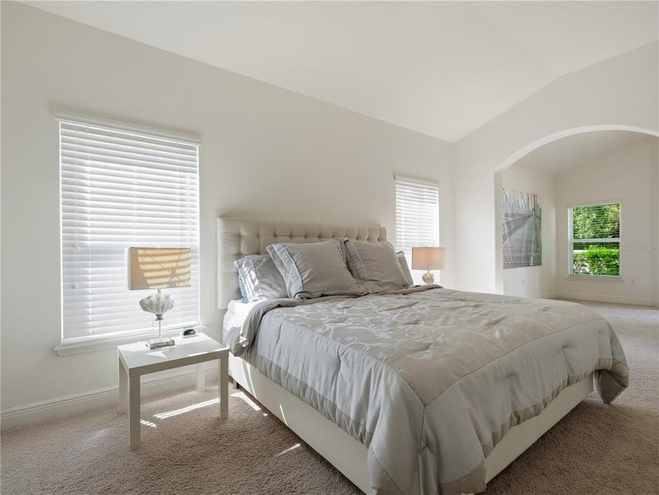 For Sale: $539,000 (4 beds, 2 baths, 2492 Square Feet)