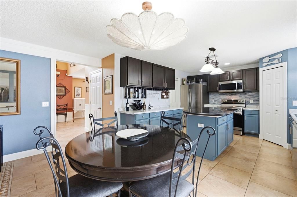 : $399,900 (5 camas, 2 baños, 2916 Pies cuadrados)