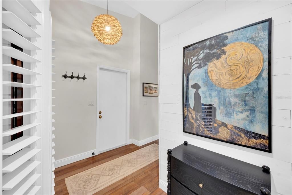 For Rent: $2,750 (2 beds, 2 baths, 1173 Square Feet)