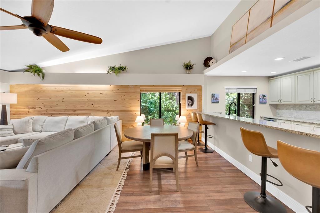 For Rent: $2,750 (2 beds, 2 baths, 1173 Square Feet)