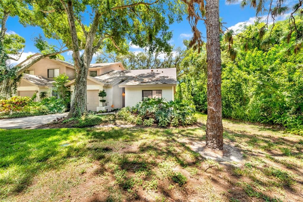 For Rent: $2,750 (2 beds, 2 baths, 1173 Square Feet)