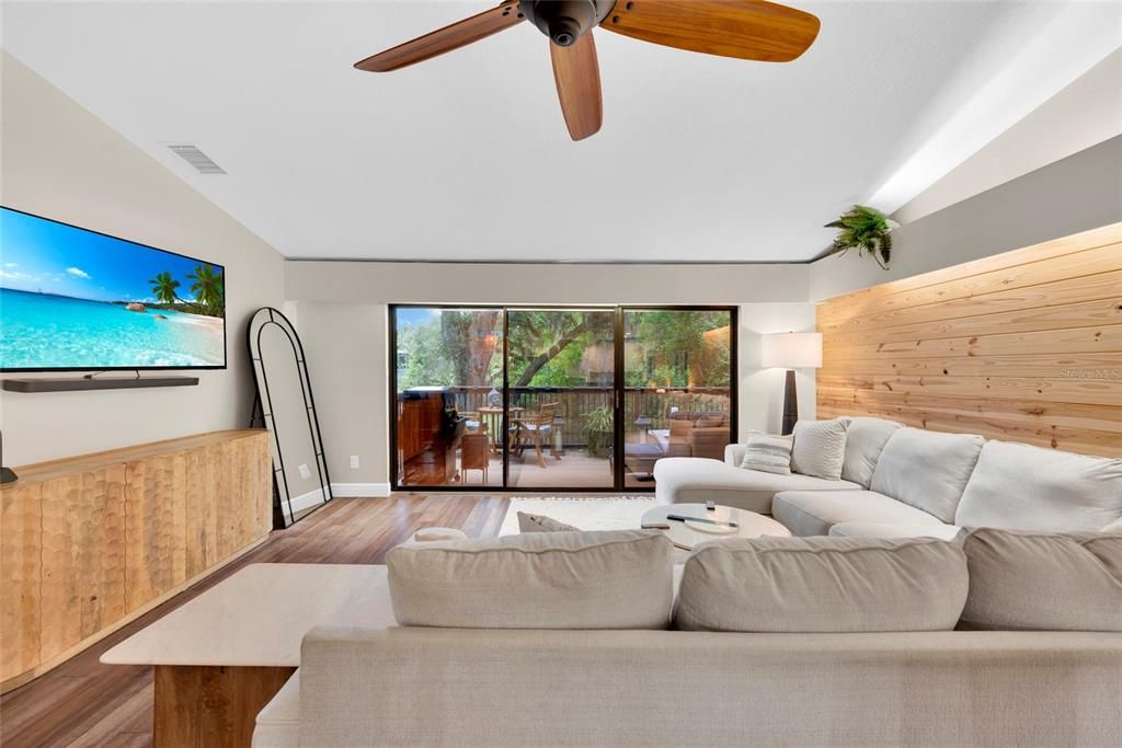 For Rent: $2,750 (2 beds, 2 baths, 1173 Square Feet)