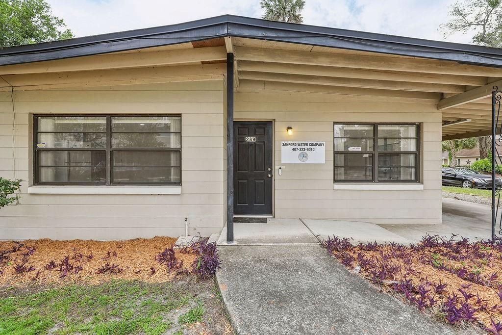 For Sale: $274,900 (3 beds, 2 baths, 1277 Square Feet)