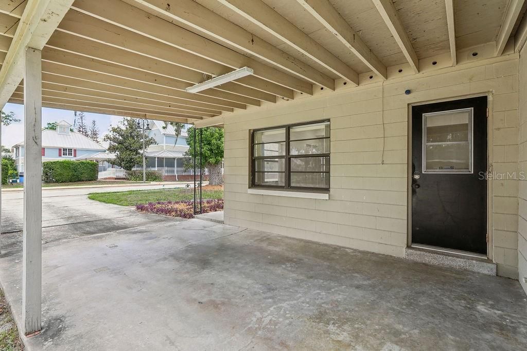 For Sale: $274,900 (3 beds, 2 baths, 1277 Square Feet)