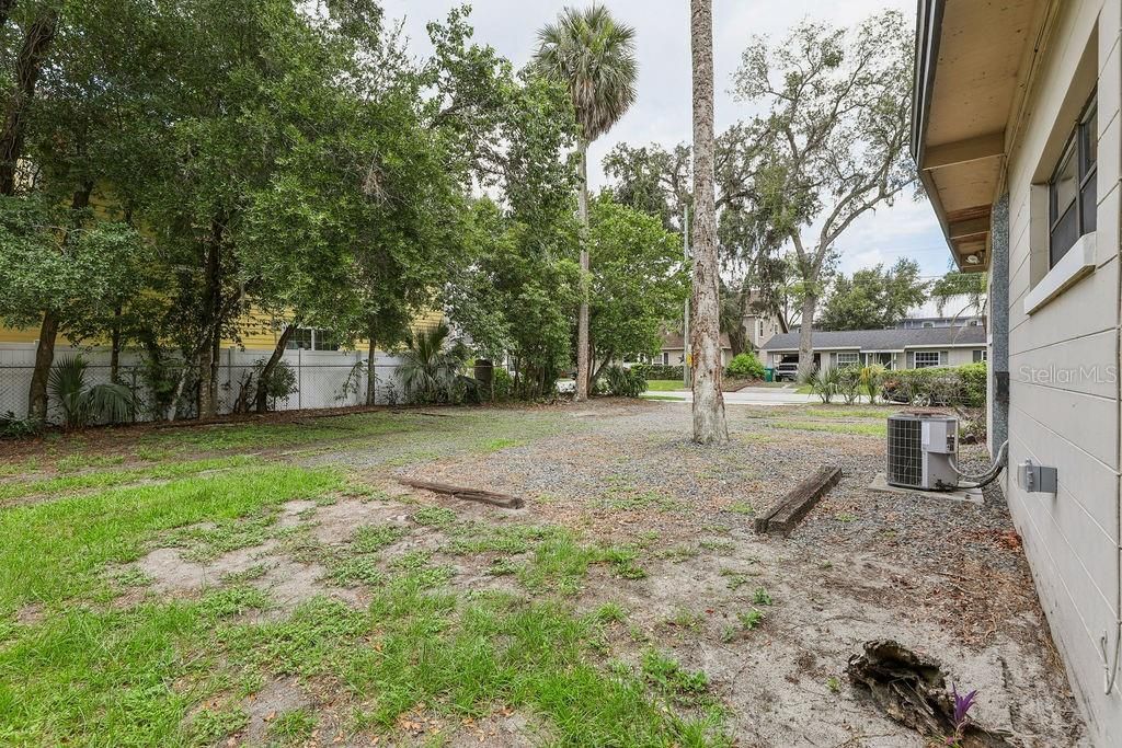 For Sale: $274,900 (3 beds, 2 baths, 1277 Square Feet)