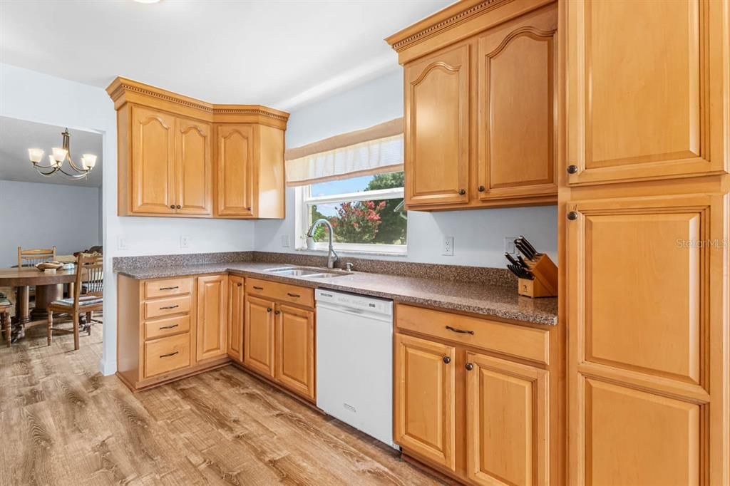 For Sale: $339,000 (3 beds, 2 baths, 1988 Square Feet)