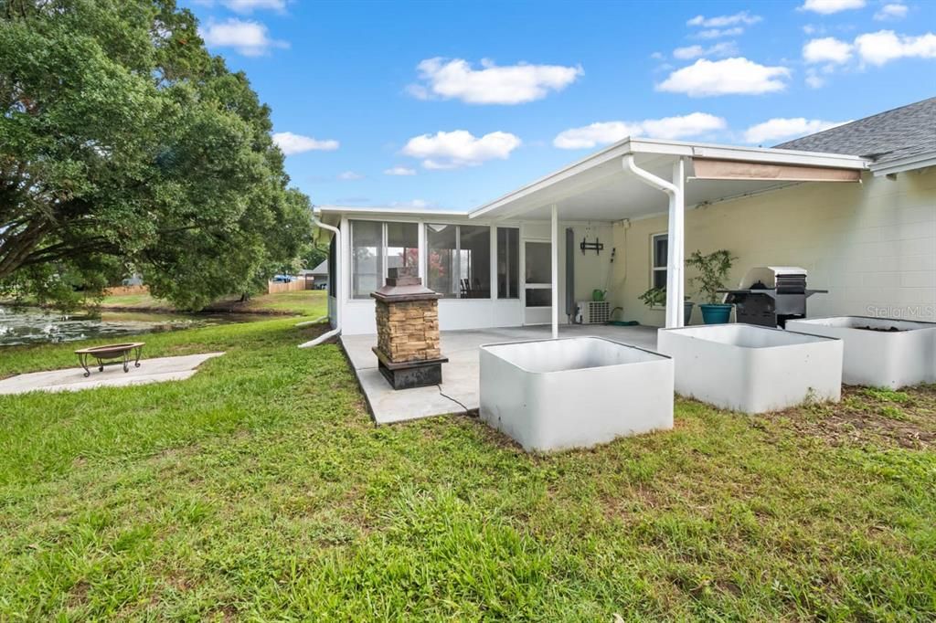 For Sale: $339,000 (3 beds, 2 baths, 1988 Square Feet)