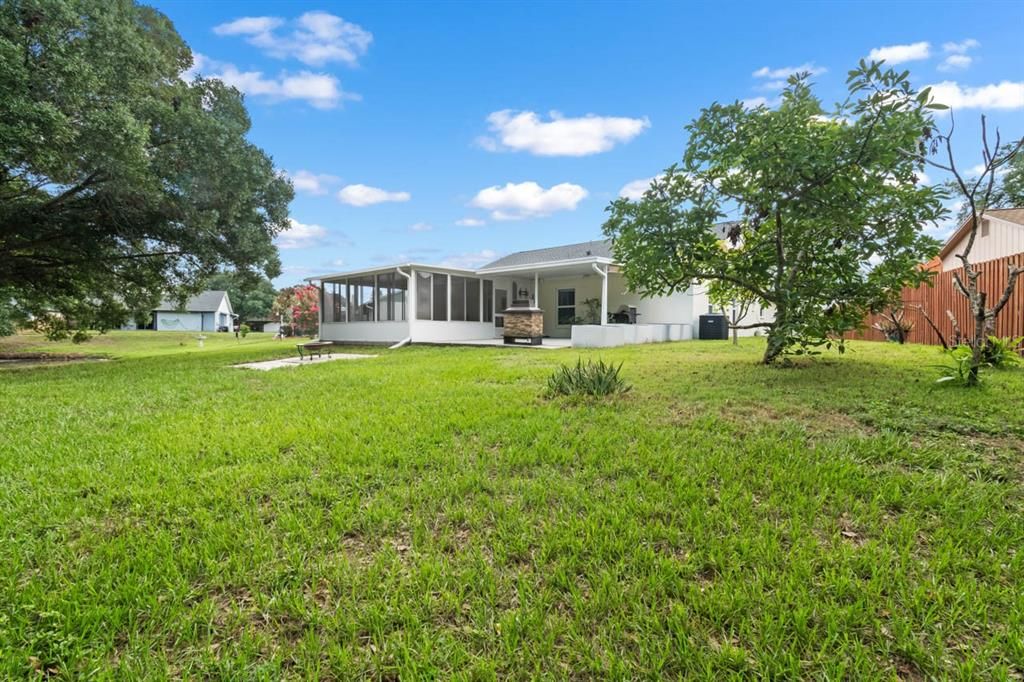 For Sale: $339,000 (3 beds, 2 baths, 1988 Square Feet)
