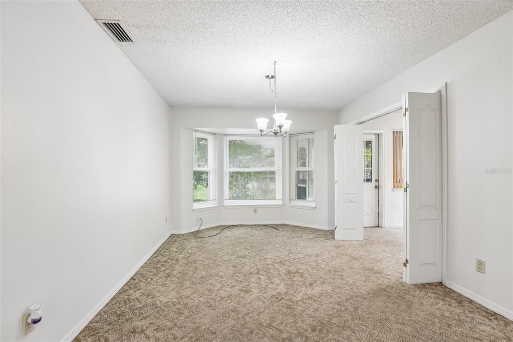 For Sale: $305,000 (2 beds, 2 baths, 1570 Square Feet)