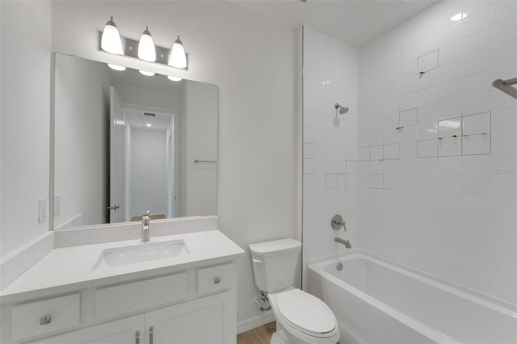 For Sale: $477,990 (3 beds, 3 baths, 1971 Square Feet)